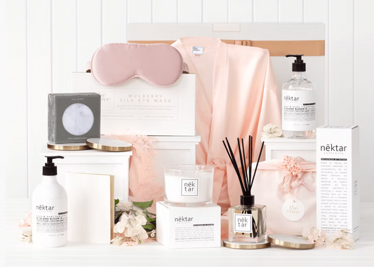 The perfect gift boxes for bridesmaids